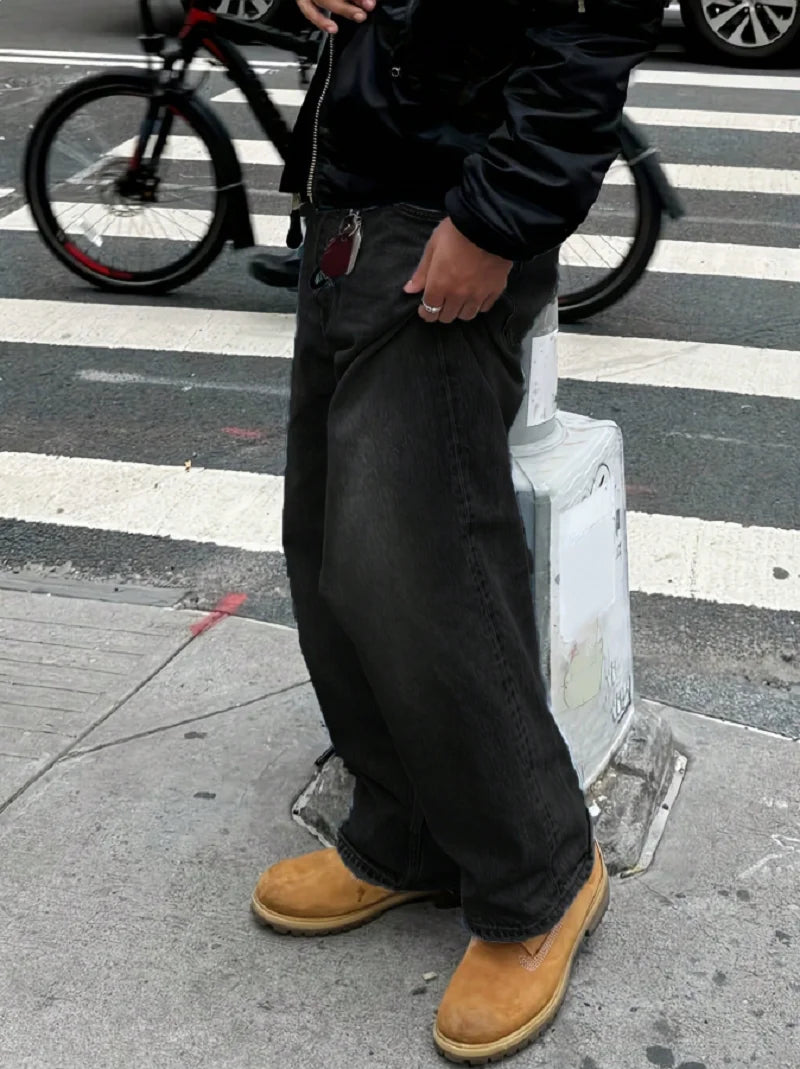Men's Retro Loose-Fit Jeans - Vintage Distressed Style